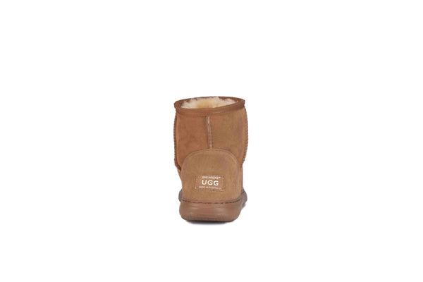 Active Mini Short Boot - SHEARERS UGG